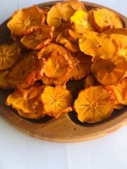 1 kg Trabzon Hurması (1 kg Anamur Muzu Hediyeli)